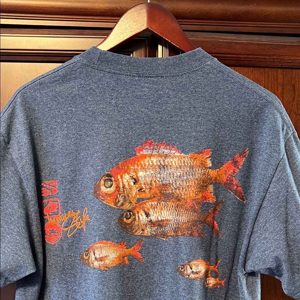 Like New Hawaiian Style Gray/Blue with Beautiful Family of Fish rich Graphics!